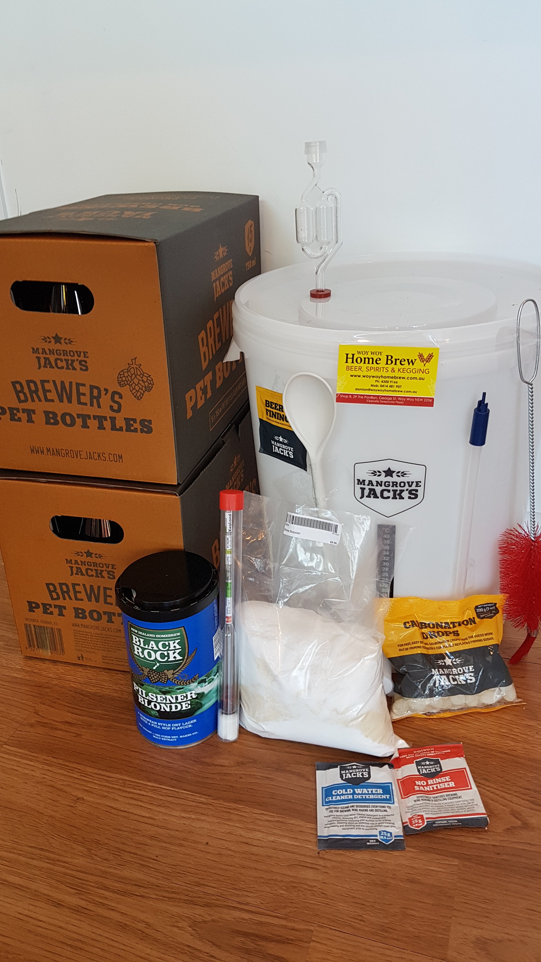 What's Brewing Starter Kit w/ 30 PET Bottles